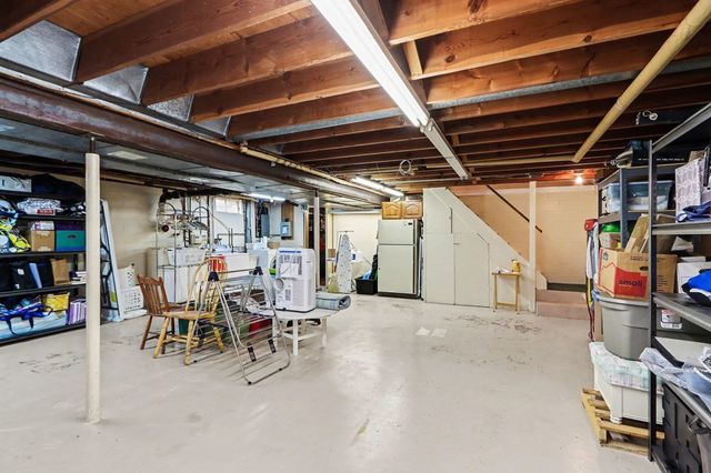 1207 Hampton Oaks Drive, Portage, MI 49024