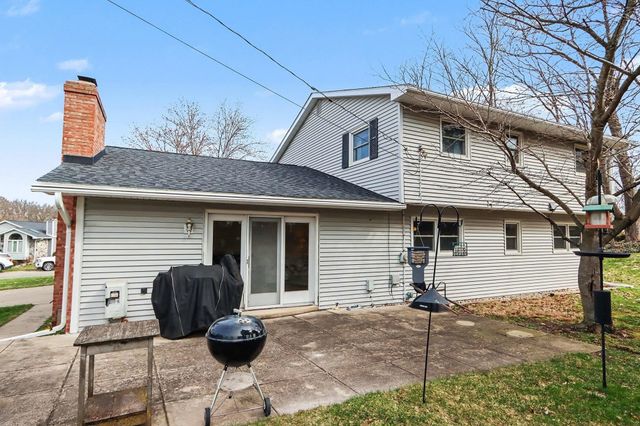 1207 Hampton Oaks Drive, Portage, MI 49024