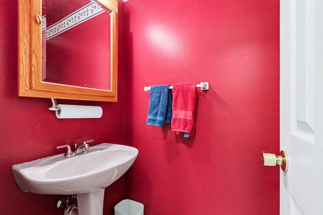 1207 Hampton Oaks Drive, Portage, MI 49024