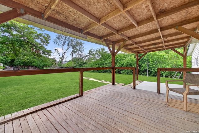 12209 LUCKY OAKS ST, Live Oak, TX 78233