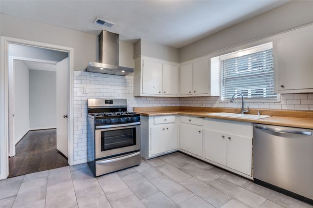 1315 Kings Highway, Dallas, TX 75208