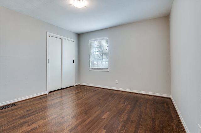 1315 Kings Highway, Dallas, TX 75208