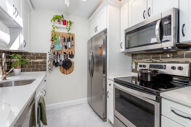 35 Desmoines Rd 503, Quincy, MA 02169