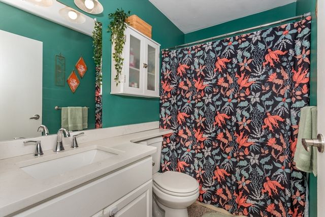 35 Desmoines Rd 503, Quincy, MA 02169