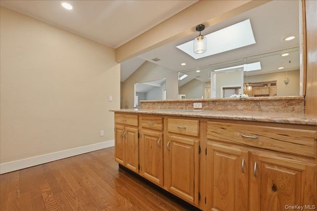 1261 Meadowbrook Road, Merrick, NY 11566