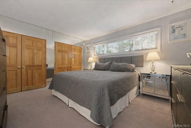 1261 Meadowbrook Road, Merrick, NY 11566