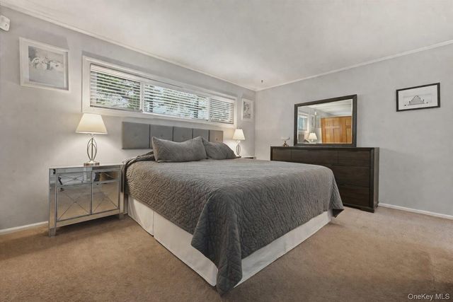 1261 Meadowbrook Road, Merrick, NY 11566