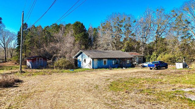 1013 Veterans Parkway, Barnesville, GA 30204