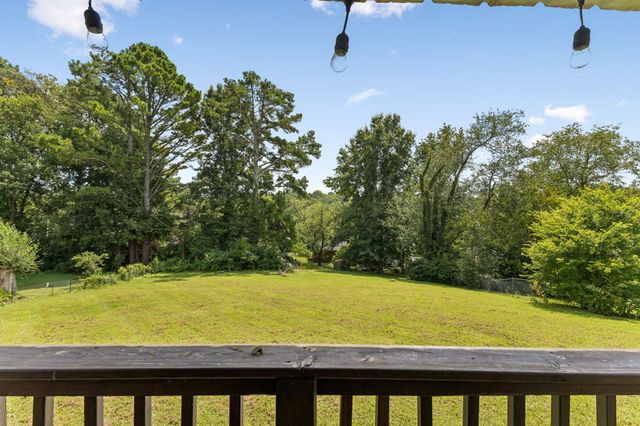 103 Oak Dr, Columbia, TN 38401
