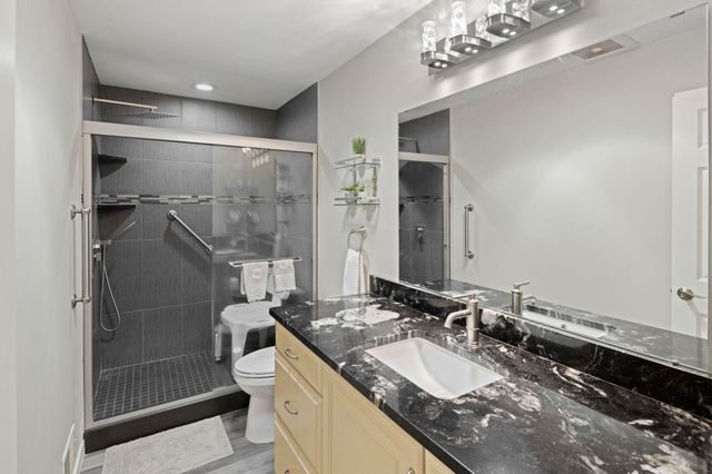 7712 N College Park Drive, Brooklyn Park, MN 55445