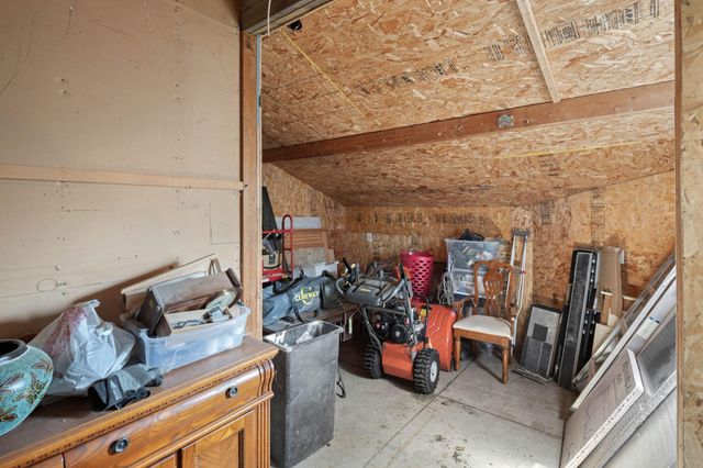7712 N College Park Drive, Brooklyn Park, MN 55445