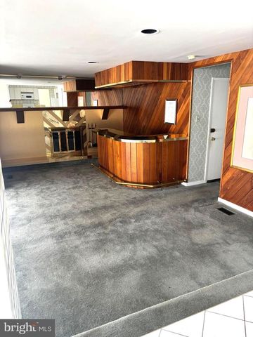 1421 AUTUMN LN, Cherry Hill, NJ 08003