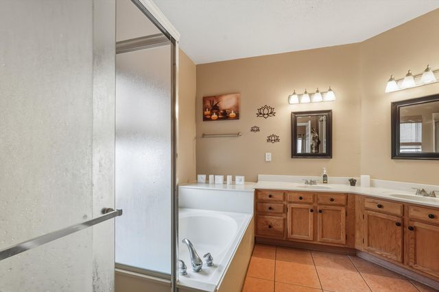 4109 Rancho Encanto Road NW, Albuquerque, NM 87120