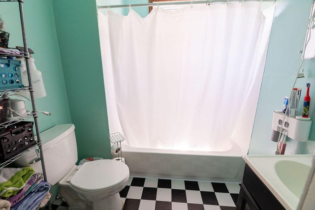 911 Dorchester Avenue, Grand Rapids, MI 49503