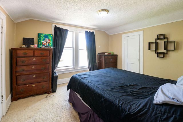 911 Dorchester Avenue, Grand Rapids, MI 49503