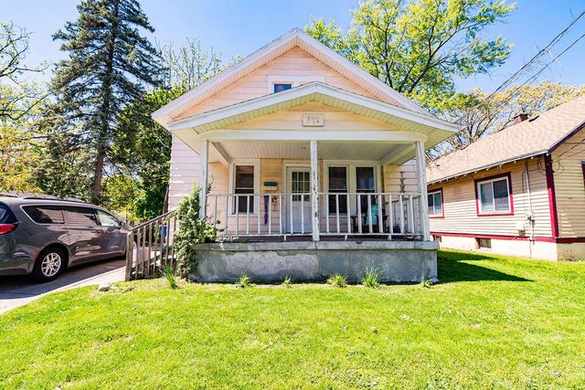 911 Dorchester Avenue, Grand Rapids, MI 49503