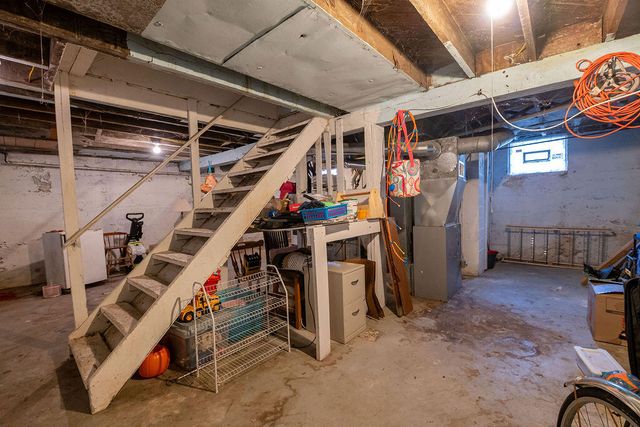 911 Dorchester Avenue, Grand Rapids, MI 49503