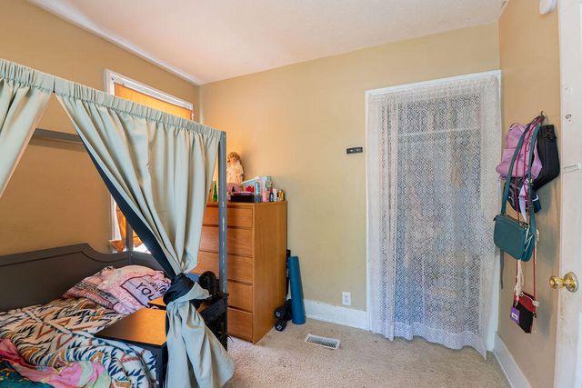 911 Dorchester Avenue, Grand Rapids, MI 49503