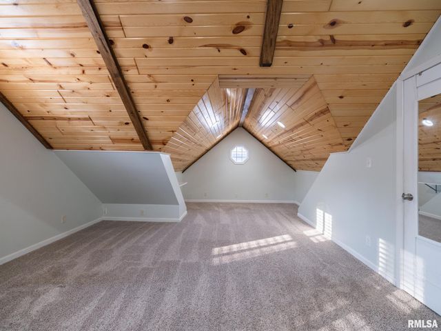 1704 E TERRACE VIEW Lane, Peoria Heights, IL 61616