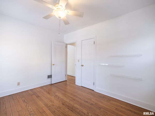 1704 E TERRACE VIEW Lane, Peoria Heights, IL 61616