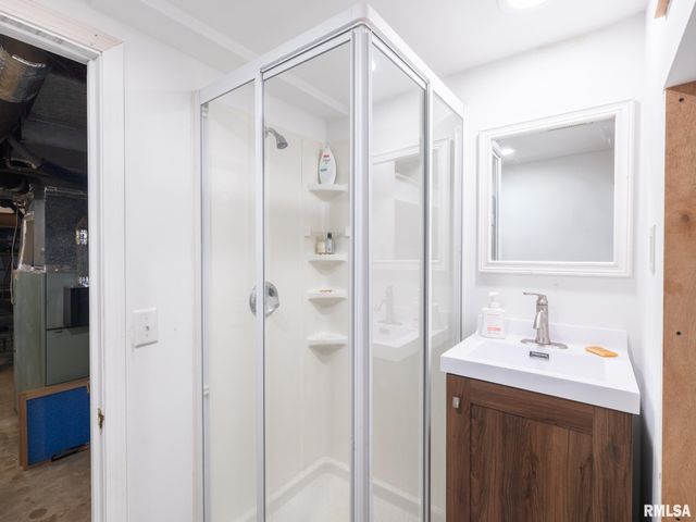 1704 E TERRACE VIEW Lane, Peoria Heights, IL 61616