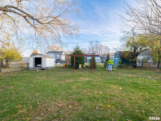 1704 E TERRACE VIEW Lane, Peoria Heights, IL 61616