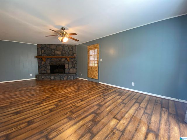 2700 DAFFODIL AVENUE, Hueytown, AL 35023