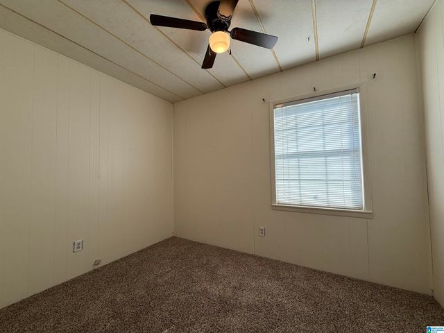 2700 DAFFODIL AVENUE, Hueytown, AL 35023