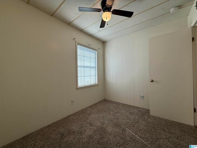 2700 DAFFODIL AVENUE, Hueytown, AL 35023