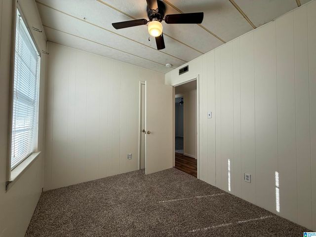 2700 DAFFODIL AVENUE, Hueytown, AL 35023