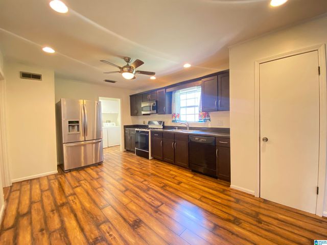 2700 DAFFODIL AVENUE, Hueytown, AL 35023