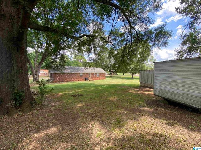 2700 DAFFODIL AVENUE, Hueytown, AL 35023