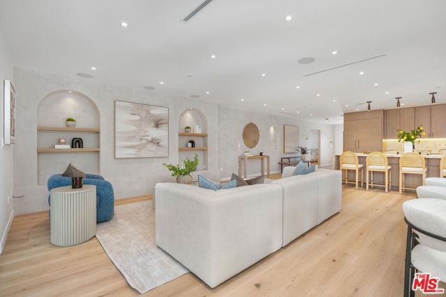 4627 Sunnyslope Avenue, Sherman Oaks, CA 91423