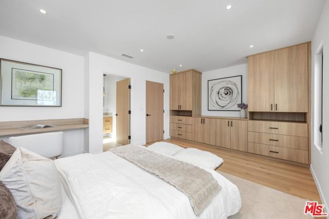 4627 Sunnyslope Avenue, Sherman Oaks, CA 91423