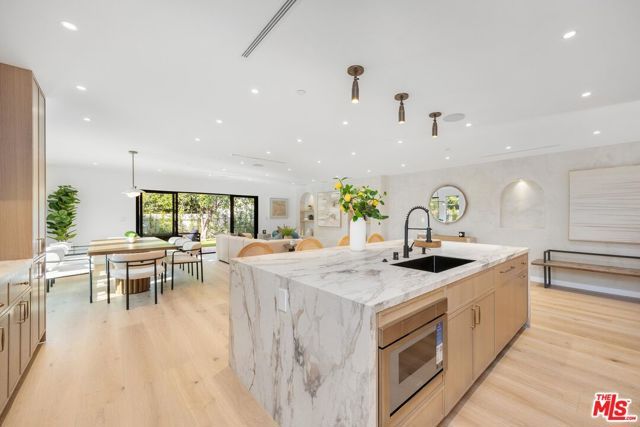 4627 Sunnyslope Avenue, Sherman Oaks, CA 91423