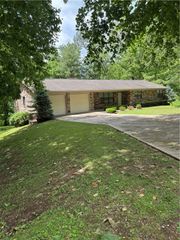 1010 Sherman Avenue, Harrison, AR 72601