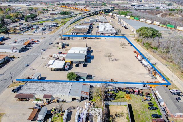 1215 Avenue H, Rosenberg, TX 77471