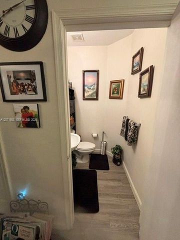 7469 Tam Oshanter Boulevard, North Lauderdale, FL 33068