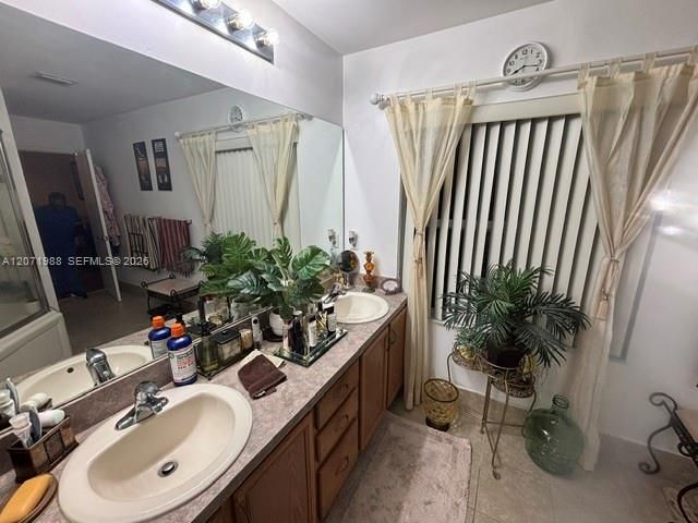 7469 Tam Oshanter Boulevard, North Lauderdale, FL 33068
