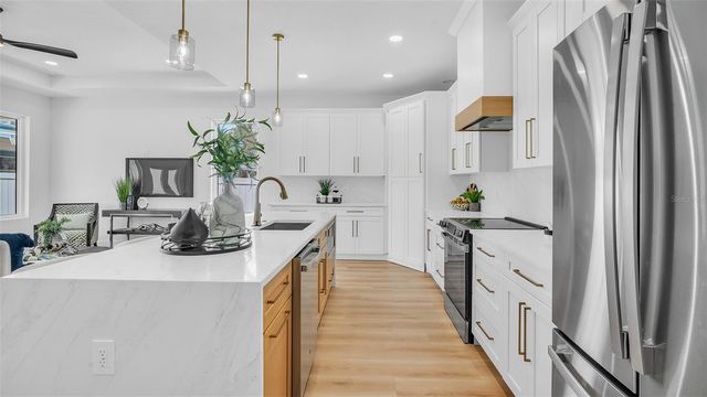 4428 57TH AVENUE N, St Petersburg, FL 33714