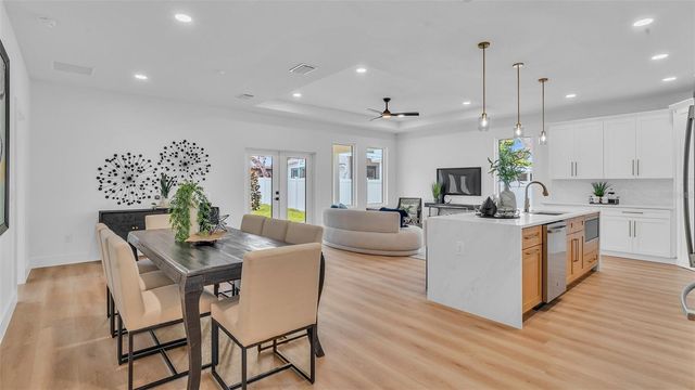 4428 57TH AVENUE N, St Petersburg, FL 33714