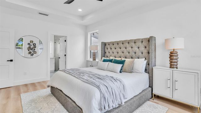 4428 57TH AVENUE N, St Petersburg, FL 33714