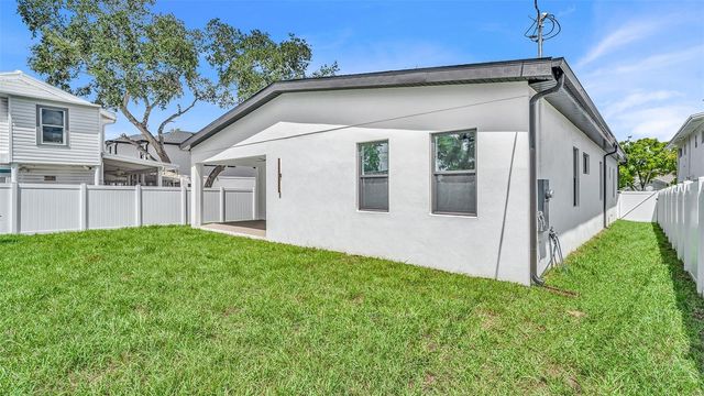 4428 57TH AVENUE N, St Petersburg, FL 33714
