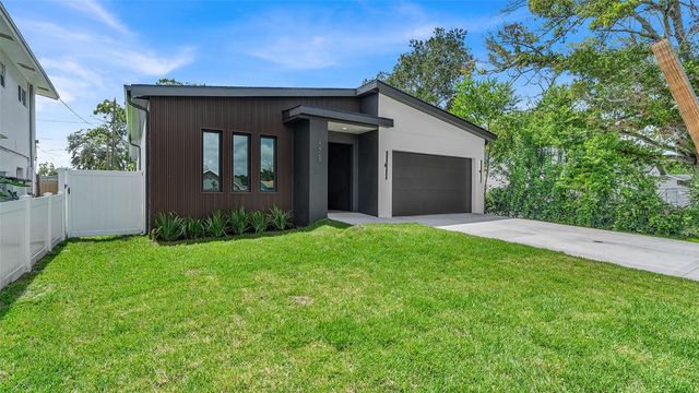 4428 57TH AVENUE N, St Petersburg, FL 33714