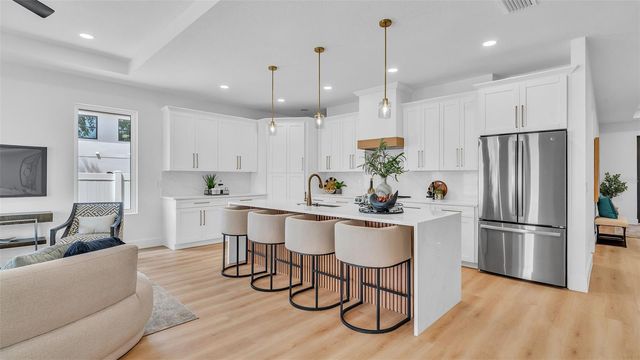 4428 57TH AVENUE N, St Petersburg, FL 33714