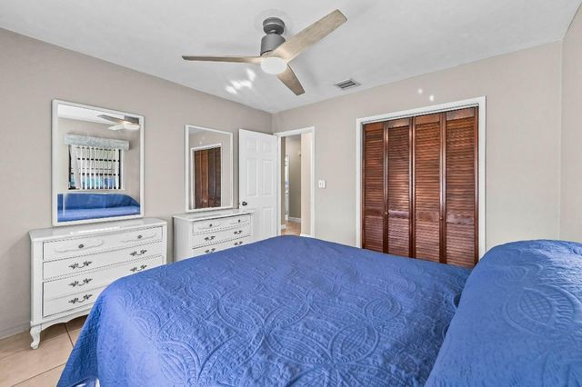 105 NE 2nd Place, Dania Beach, FL 33004