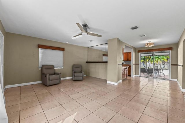 105 NE 2nd Place, Dania Beach, FL 33004