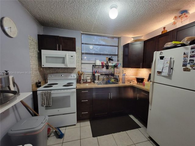 1796 NW 55th Ave 103, Lauderhill, FL 33313