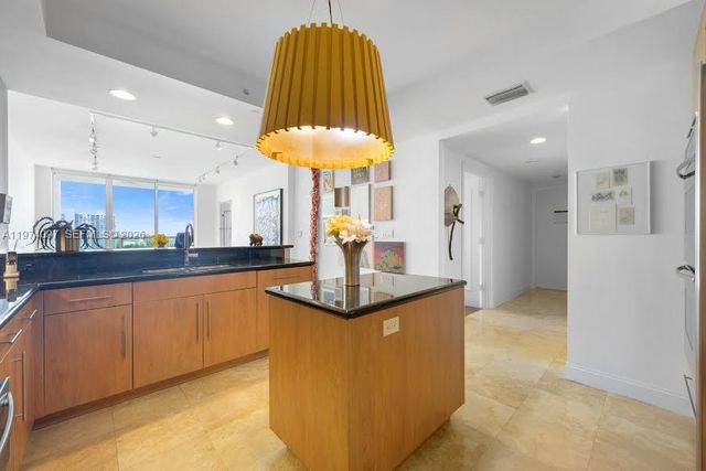 3201 NE 183 1104 1104, Aventura, FL 33160