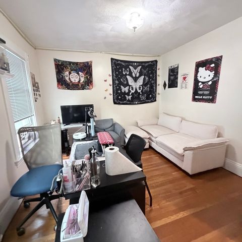 58 Pleasant St, Revere, MA 02151